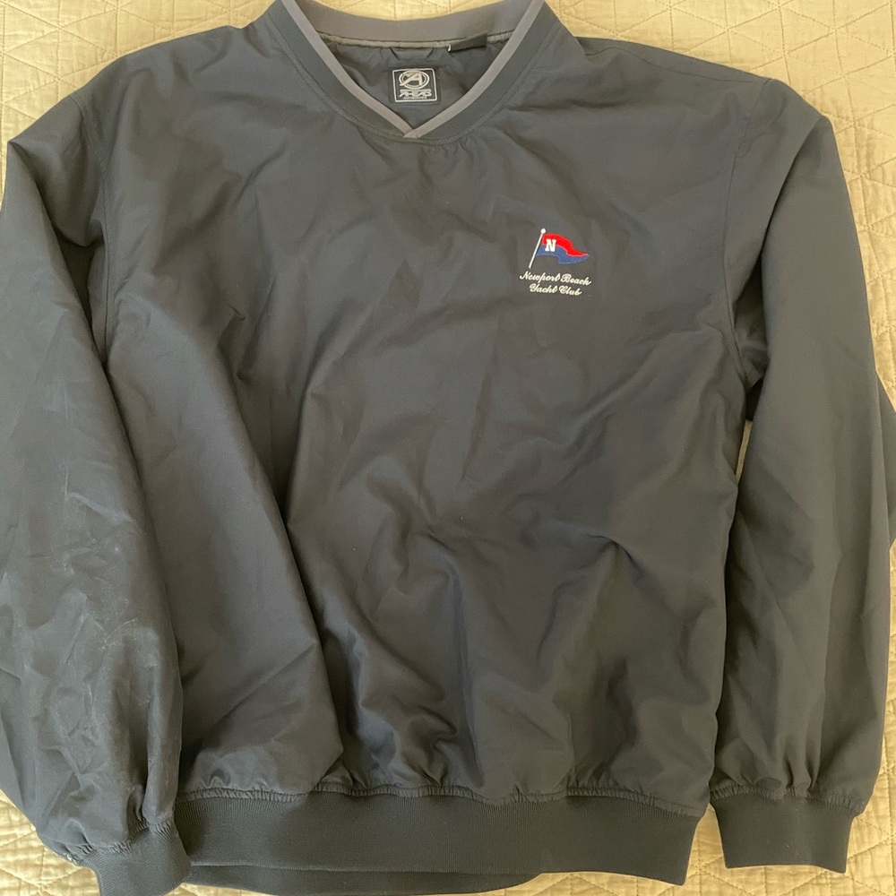 AHEAD AUTHENTICS Wind Resistant V-Neck Pullover Newport Beach Yacht Club Size M